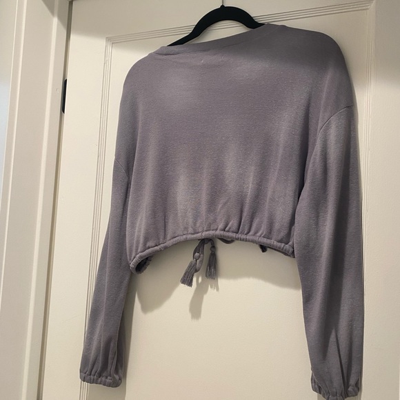Never worn! Sisstrevolution drawstring crop top size M - Picture 2 of 3